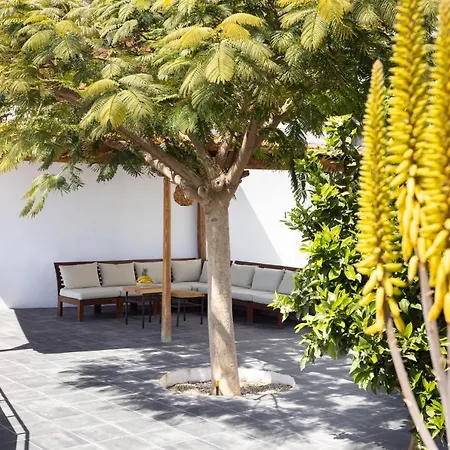 בית נופש Home2book Stunning Design House *