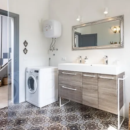 Home2book Stunning Design House