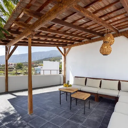 Home2book Stunning Design House