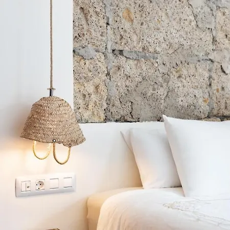 Home2book Stunning Design House * ארפו