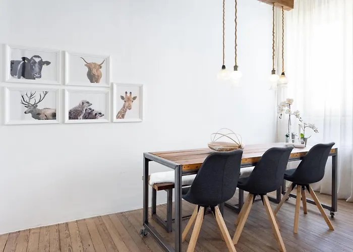 Home2book Stunning Design House Dom wakacyjny *