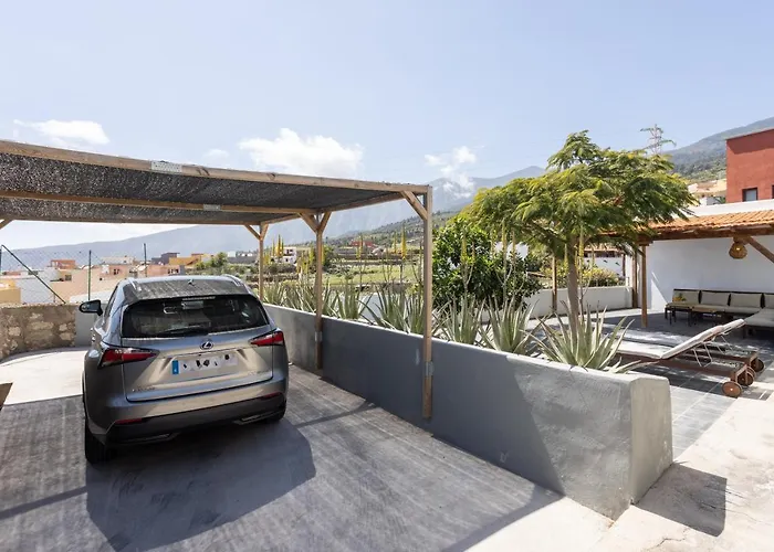 Home2book Stunning Design House * Arafo