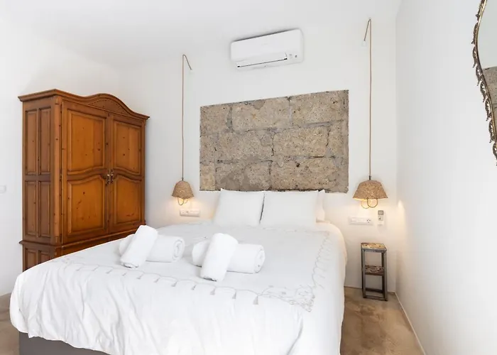 Home2book Stunning Design House *