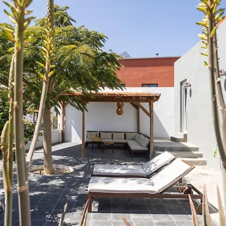 Home2book Stunning Design House *