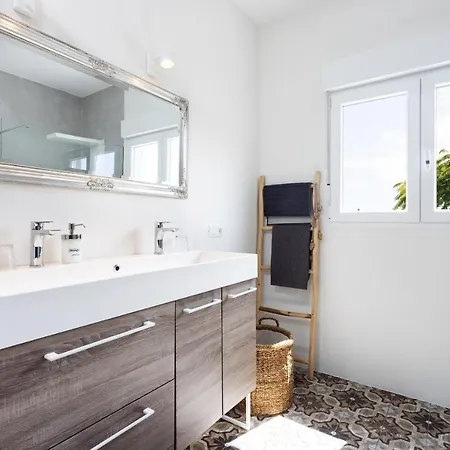 Home2book Stunning Design House Tatil Evi