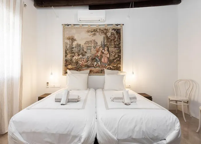 Hébergement de vacances Home2book Stunning Design House Arafo