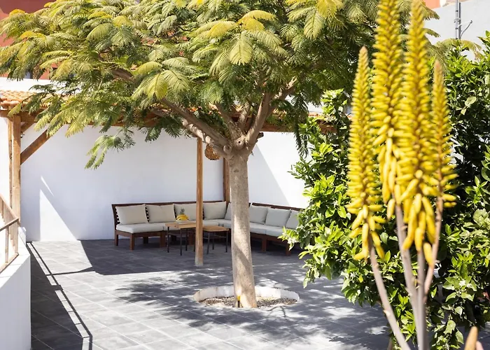 Hébergement de vacances Home2book Stunning Design House *