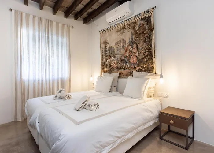 Hébergement de vacances Home2book Stunning Design House