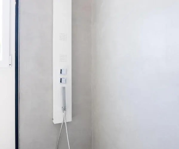 Home2book Stunning Design House Hébergement de vacances