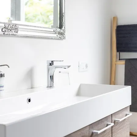 Home2book Stunning Design House Арафо